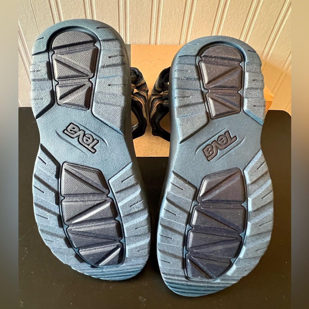 TEVA Hurricane XLT 2 Kid’s Sandals / Kishi blue / Size: 2 / outdoor / Summer - Picture 7 of 7